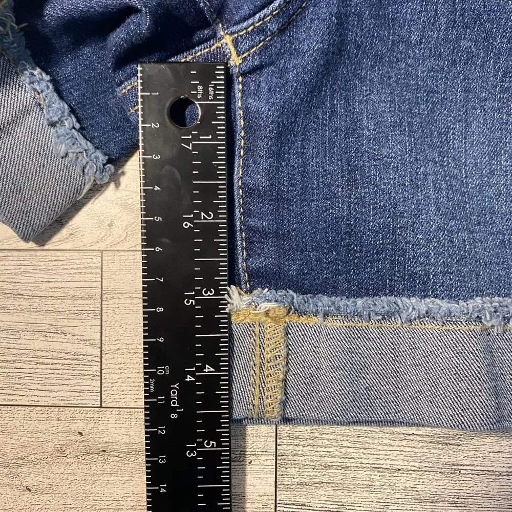 Tommy Jeans Distressed Denim Shorts Size 30 With Raw Cuffed‎ Hem